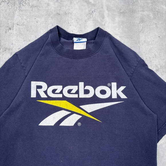 Vintage 90s Reebok graphic logo tee, made in USA 🇺🇸 - Picture 3 of 9